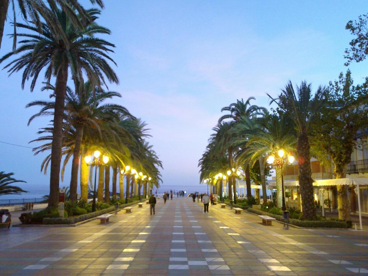 R1357 Balcon De Europa Nerja Exterior foto